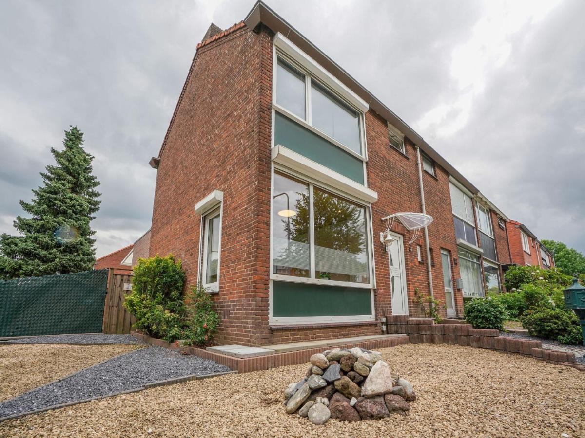 הוילה Terraced House In Kerkrade With A Garden מראה חיצוני תמונה