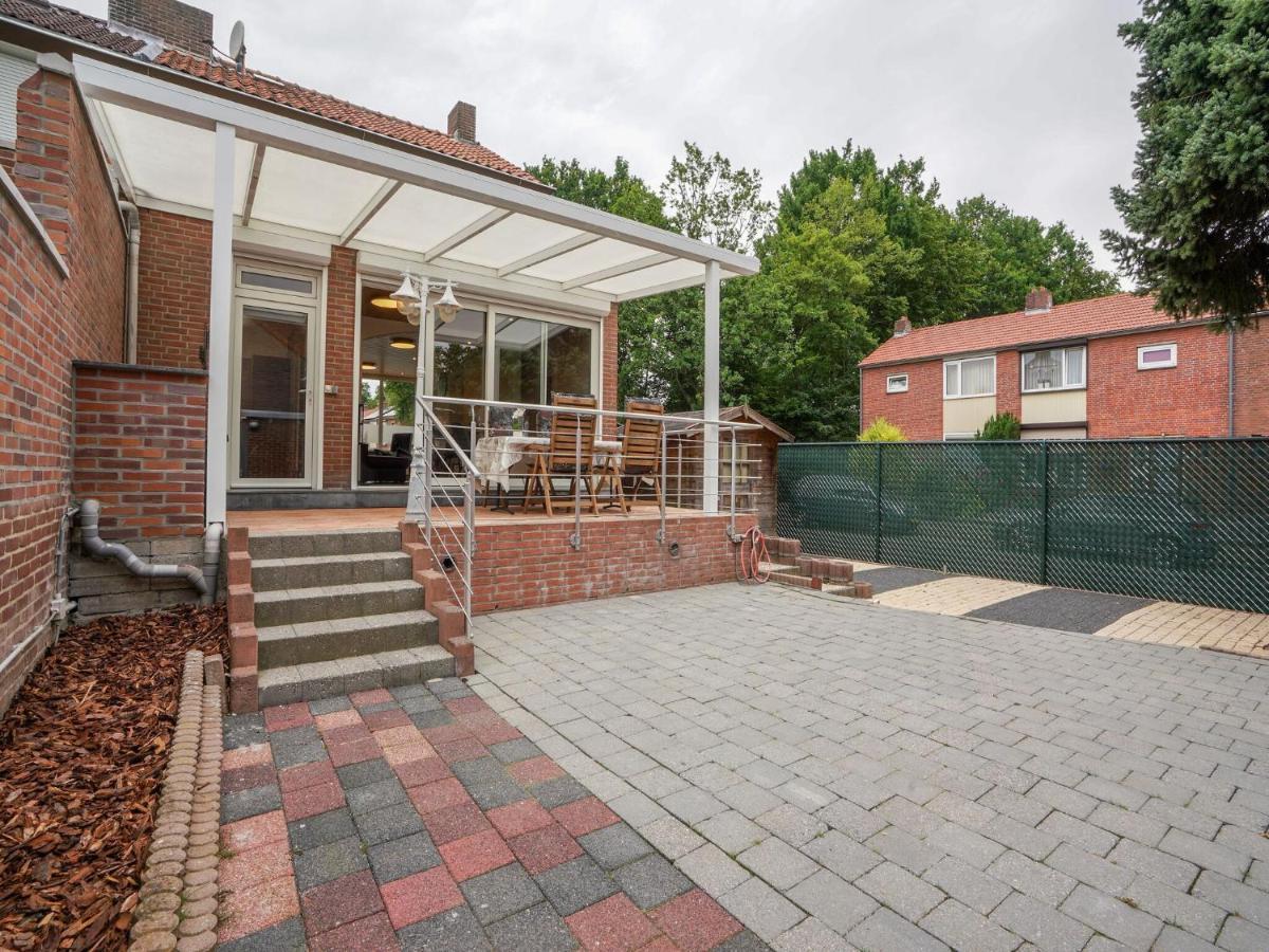 הוילה Terraced House In Kerkrade With A Garden מראה חיצוני תמונה